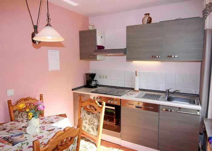 Ferienhaus, ツィノヴィッツ